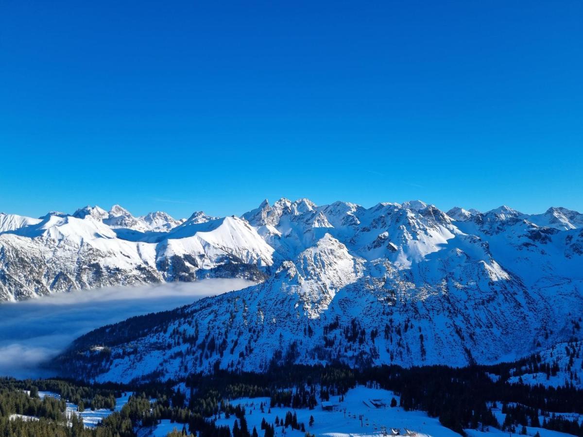 Gaestehaus Alpina Riezlern Zewnętrze zdjęcie