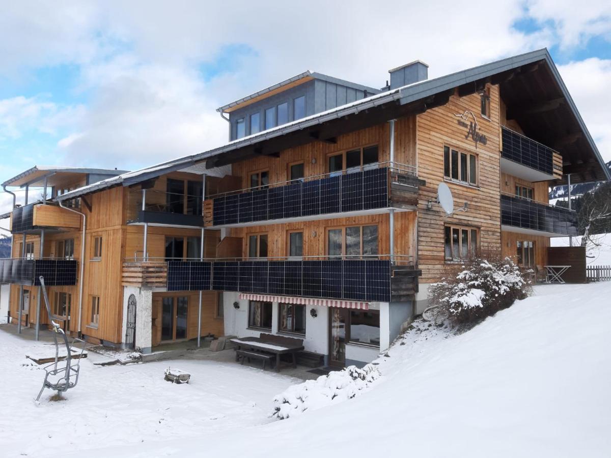 Gaestehaus Alpina Riezlern Zewnętrze zdjęcie