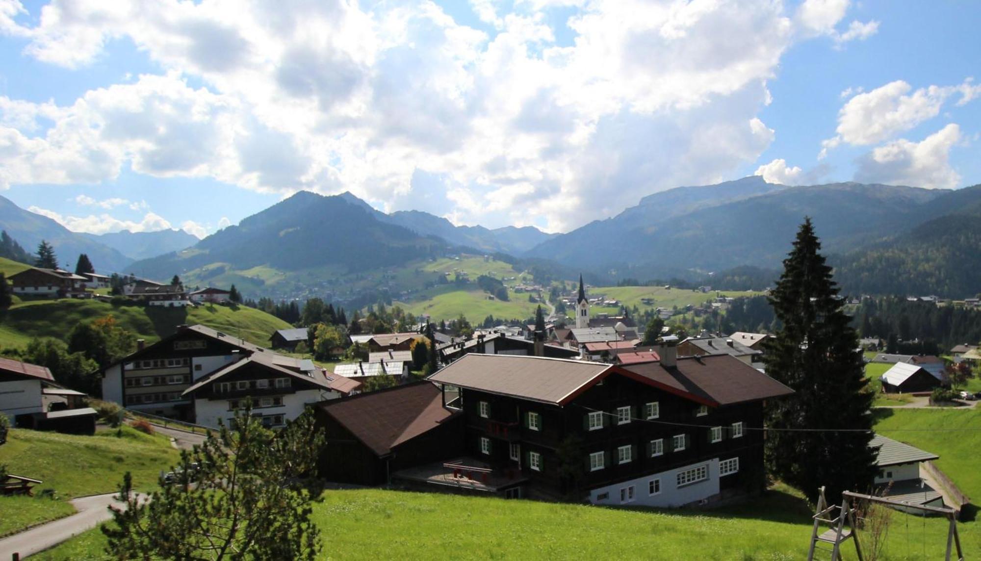 Gaestehaus Alpina Riezlern Zewnętrze zdjęcie